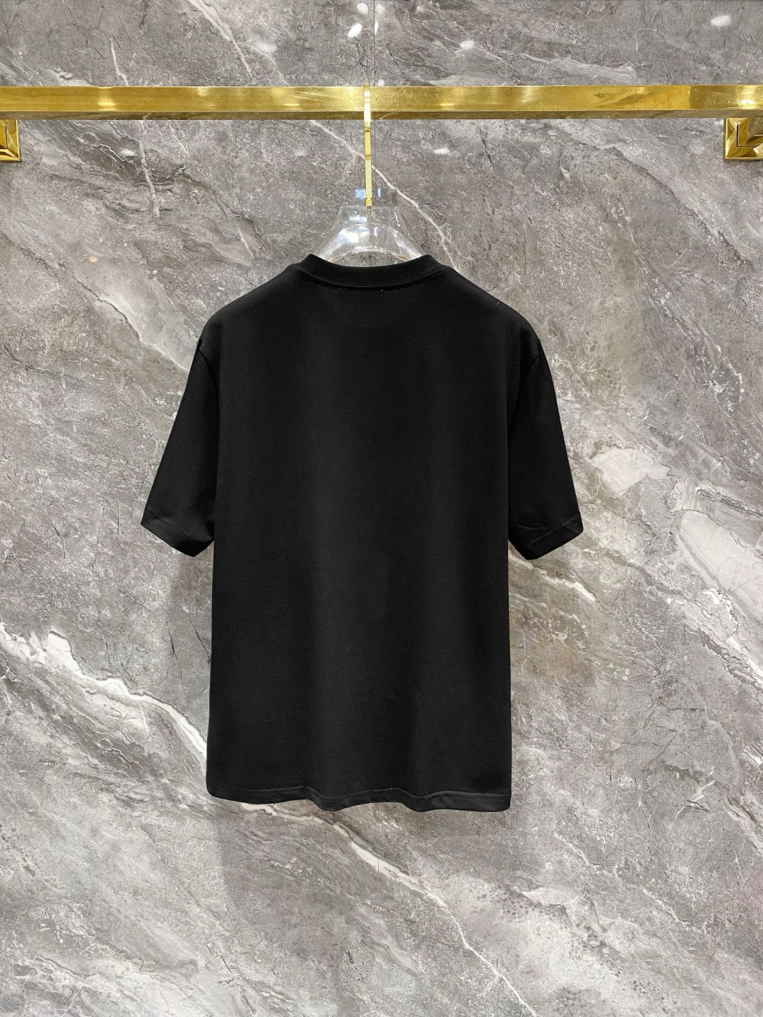 short sleeves