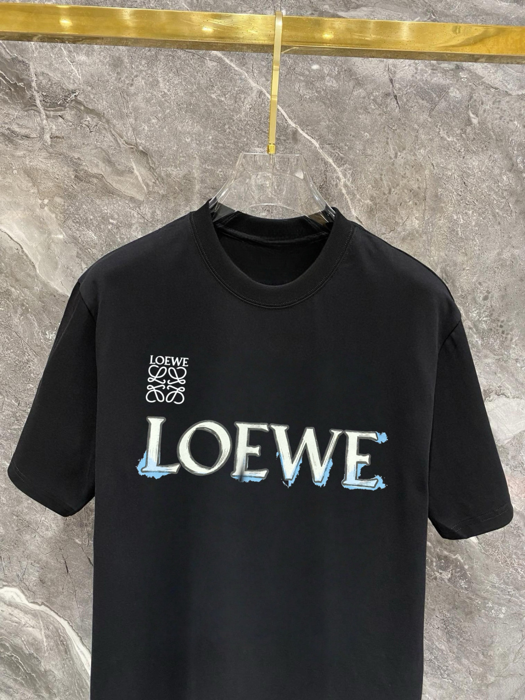 short sleeves