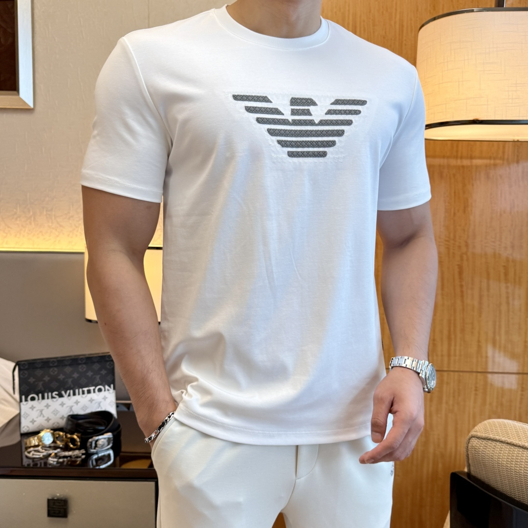 short sleeves