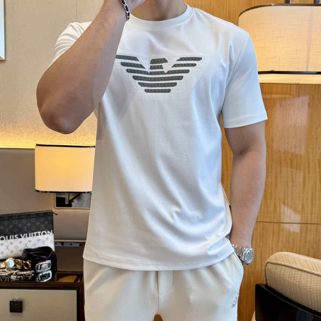 short sleeves