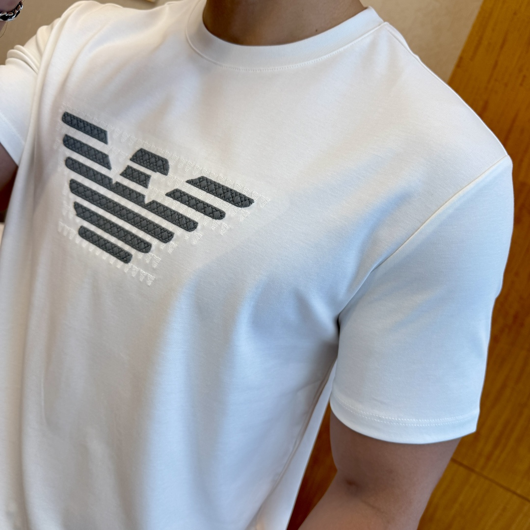short sleeves