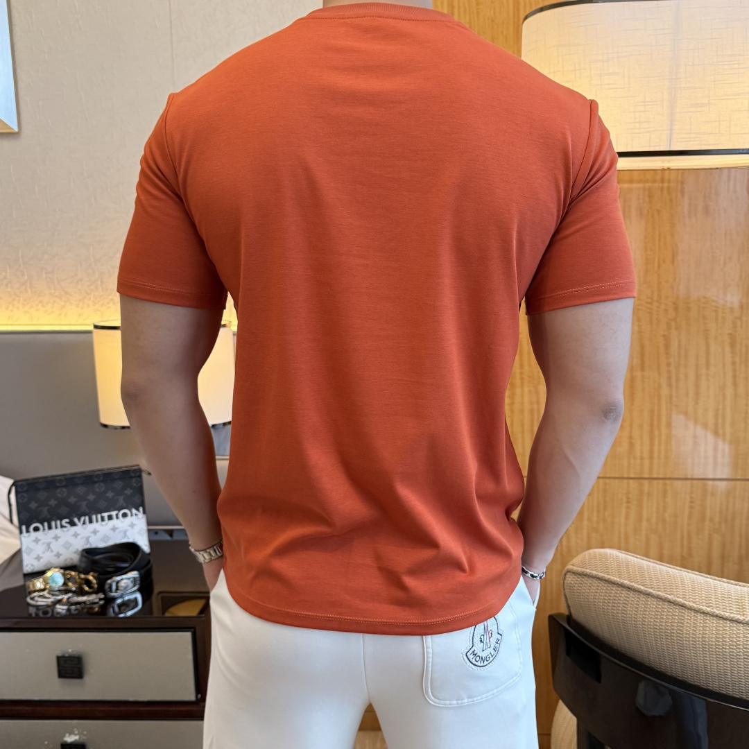 short sleeves