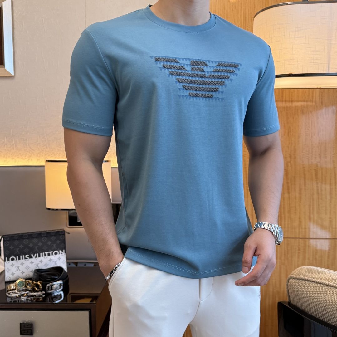 short sleeves