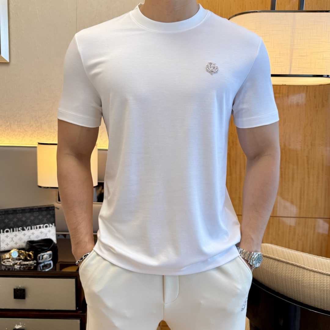 short sleeves