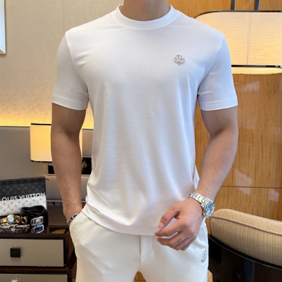 short sleeves