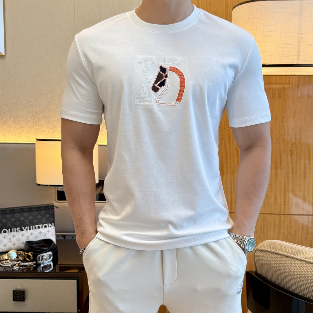 short sleeves
