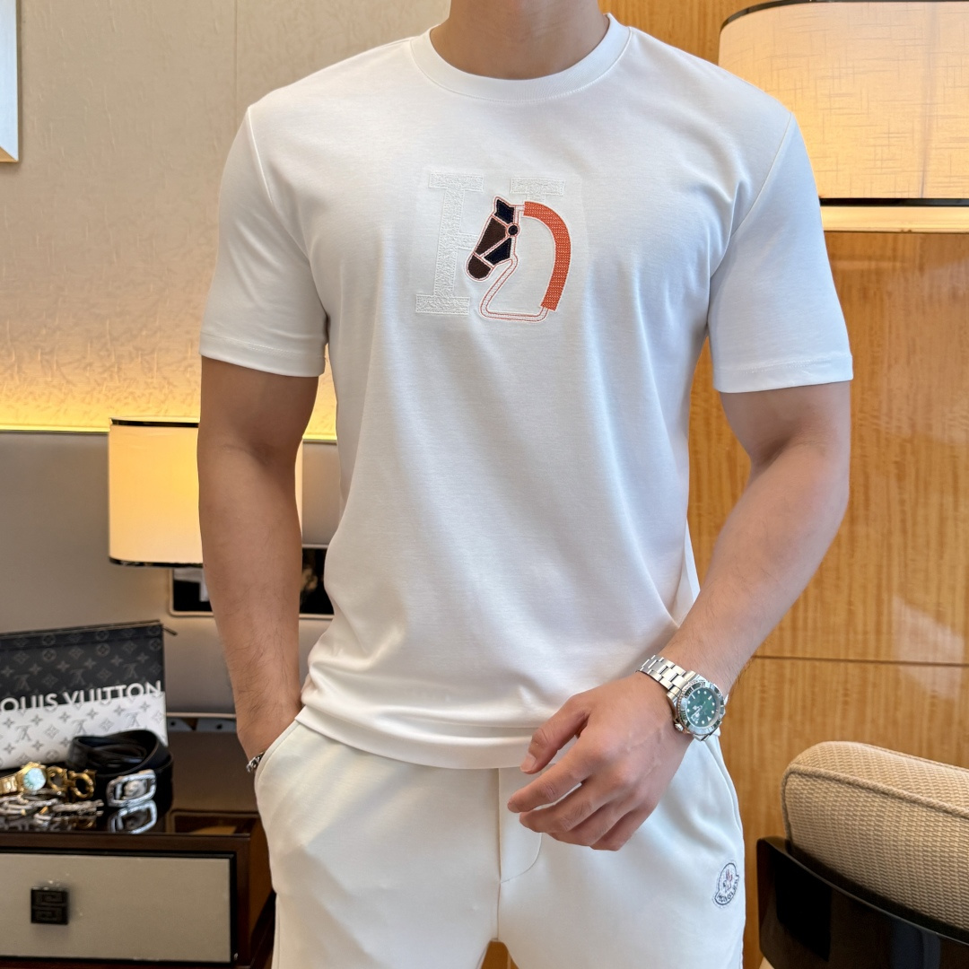 short sleeves