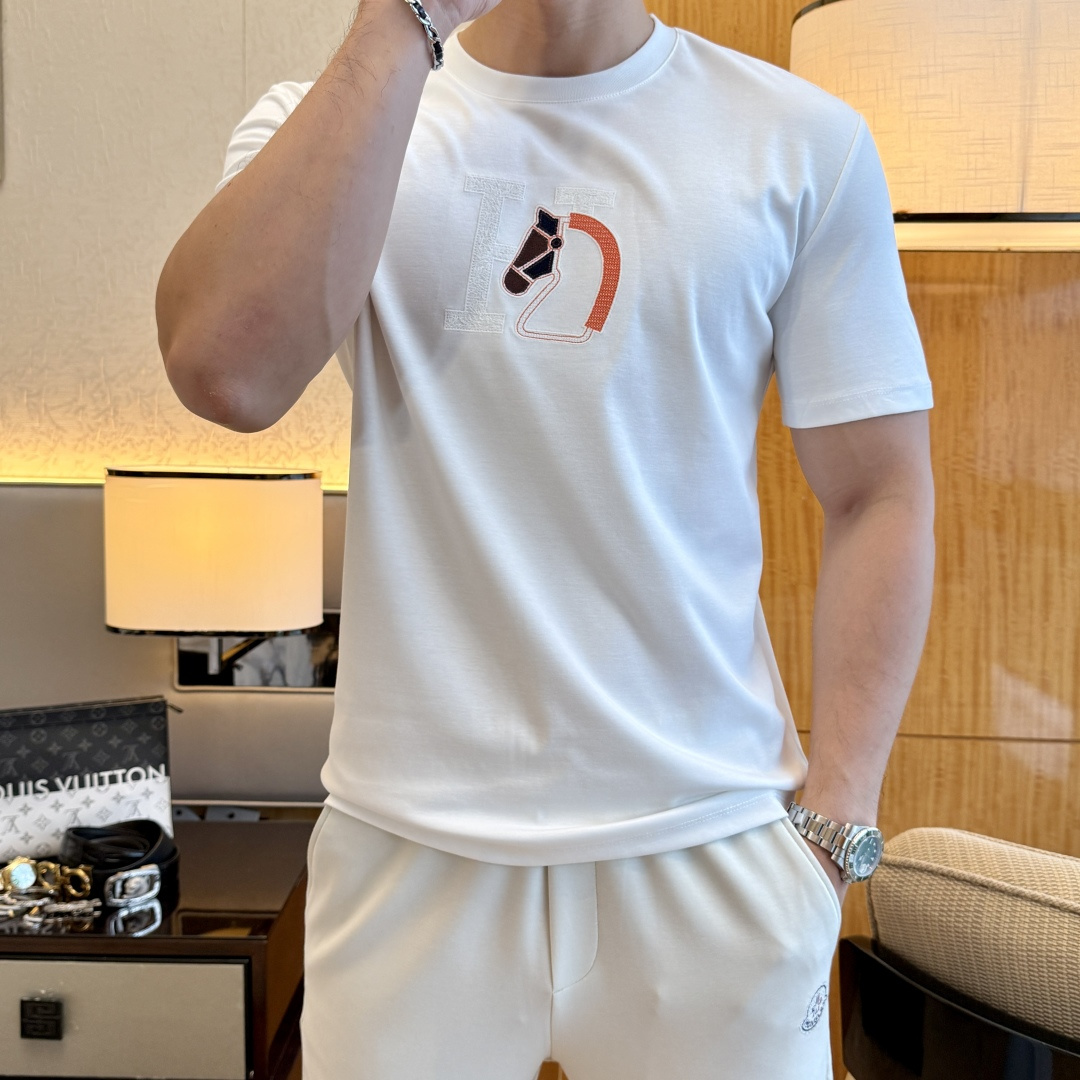 short sleeves
