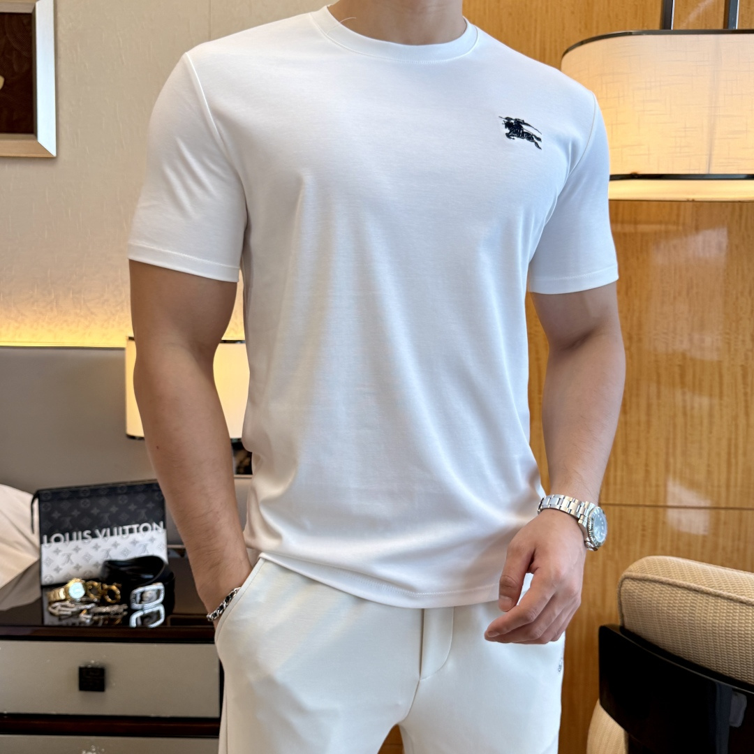 short sleeves