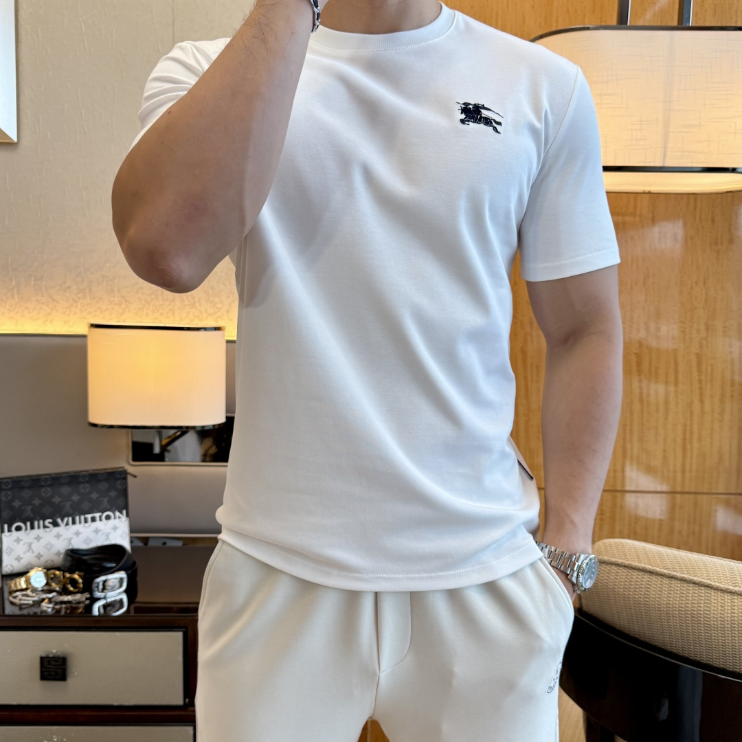 short sleeves