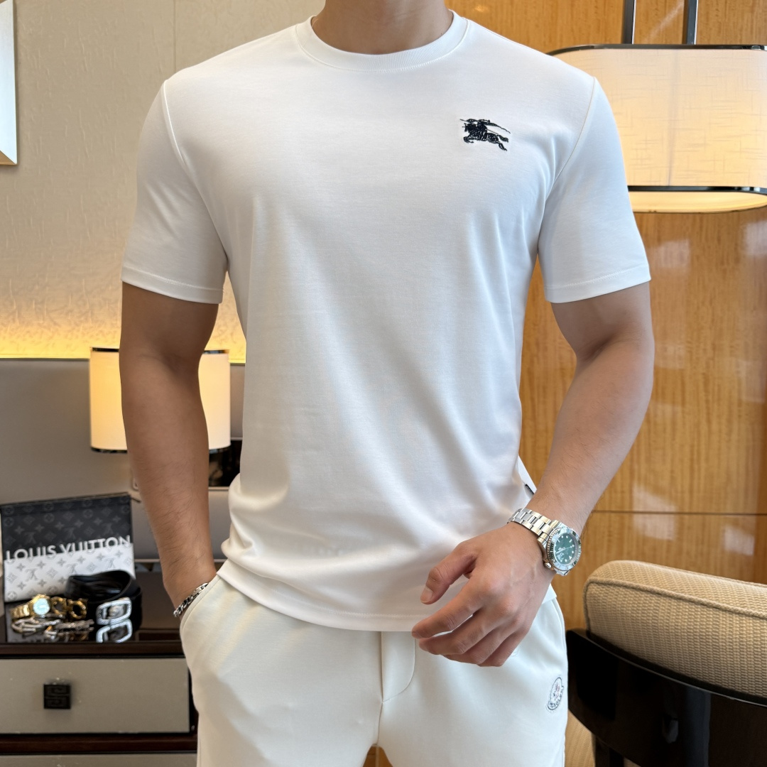 short sleeves