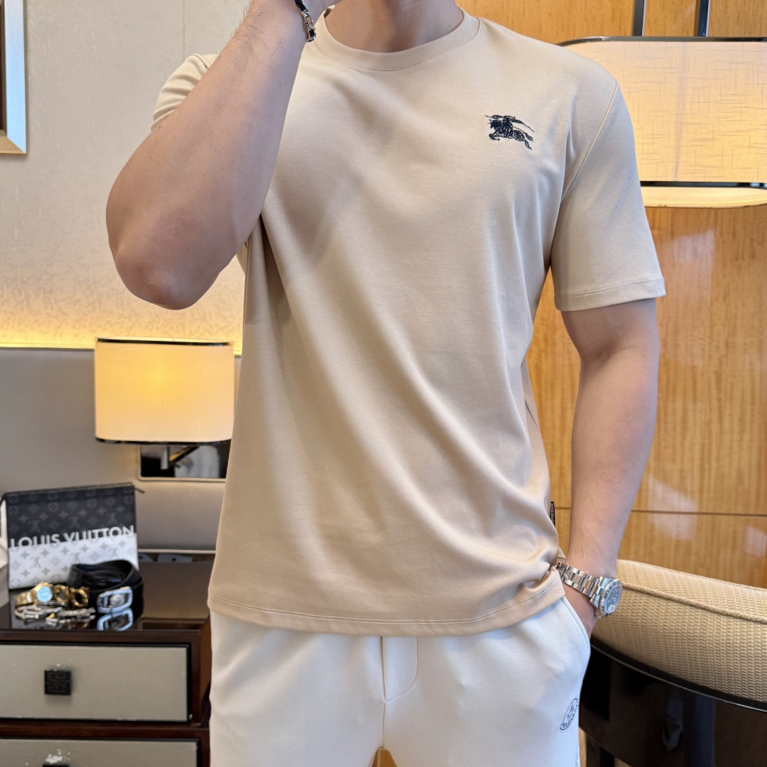short sleeves
