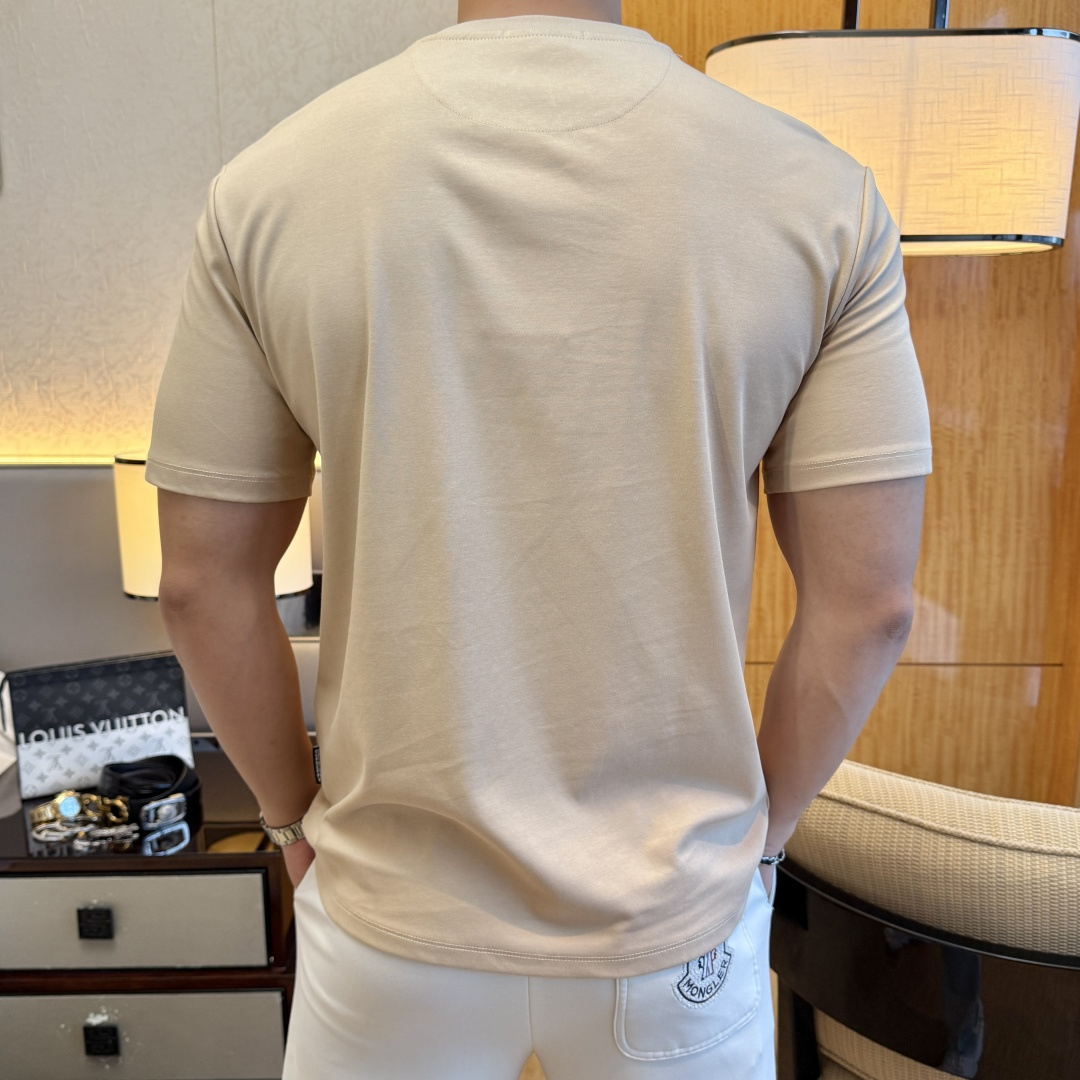 short sleeves