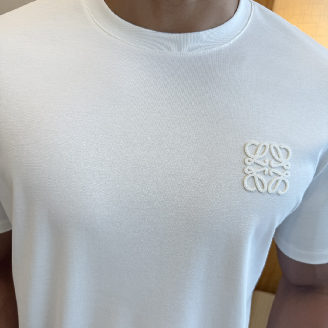 short sleeves