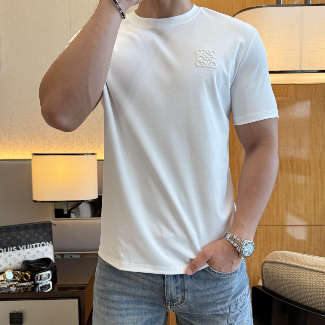 short sleeves