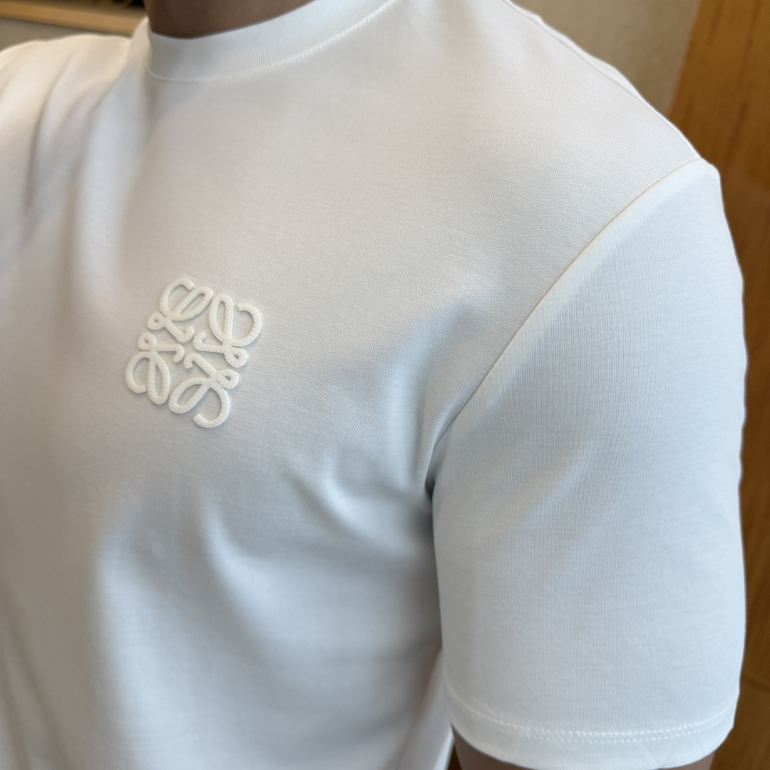 short sleeves