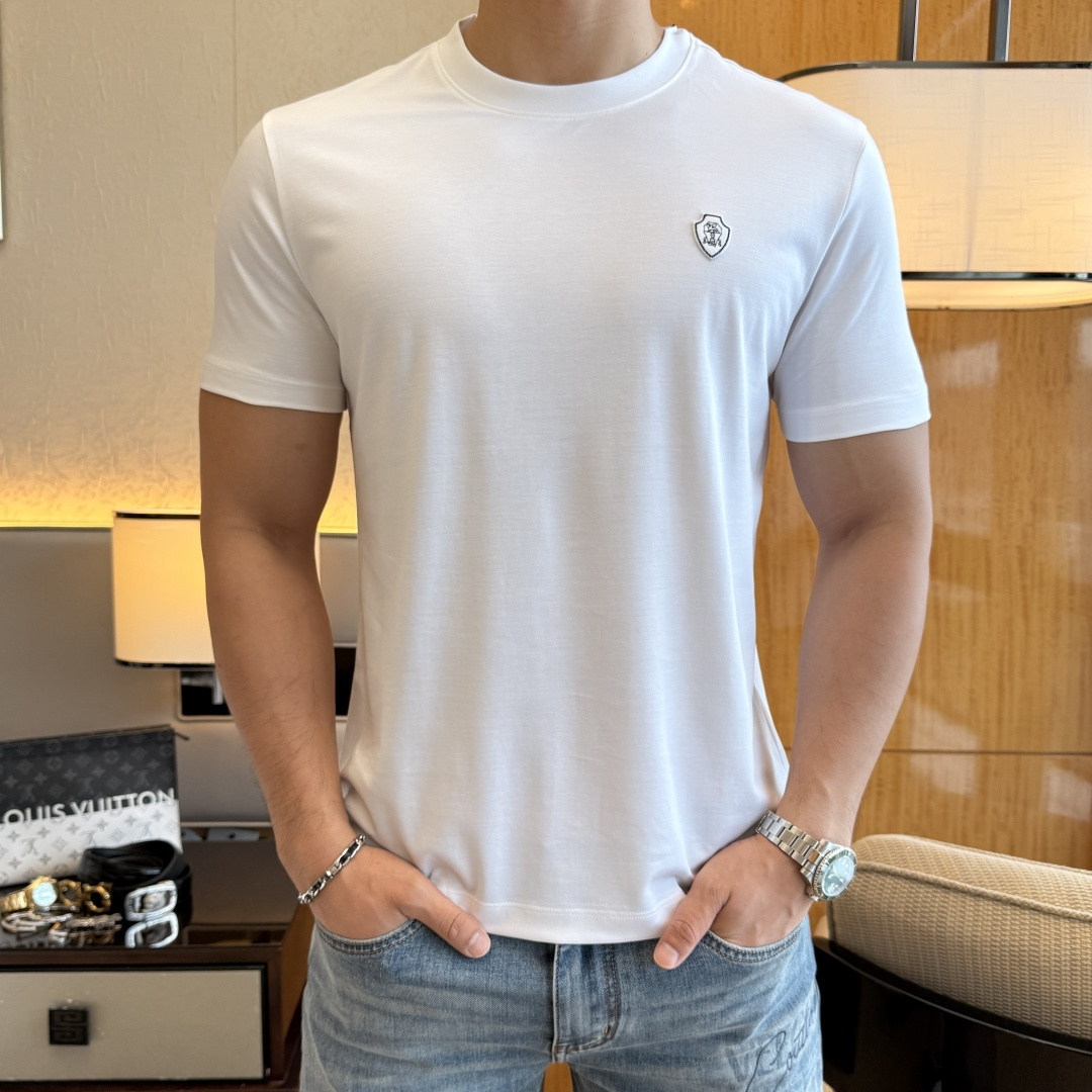 short sleeves