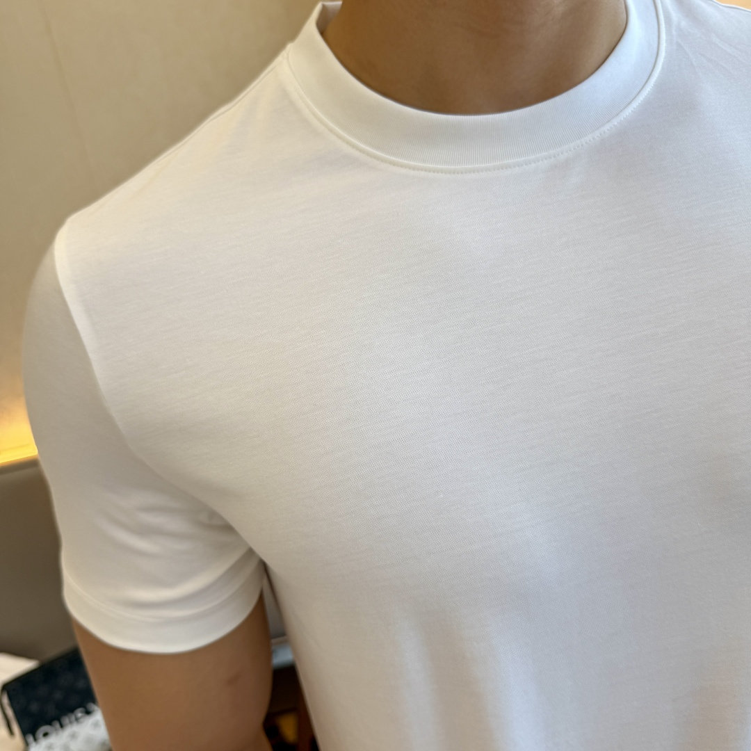 short sleeves