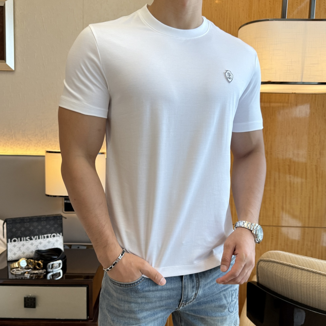 short sleeves