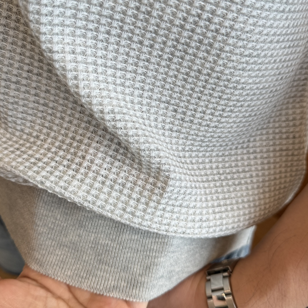 short sleeves