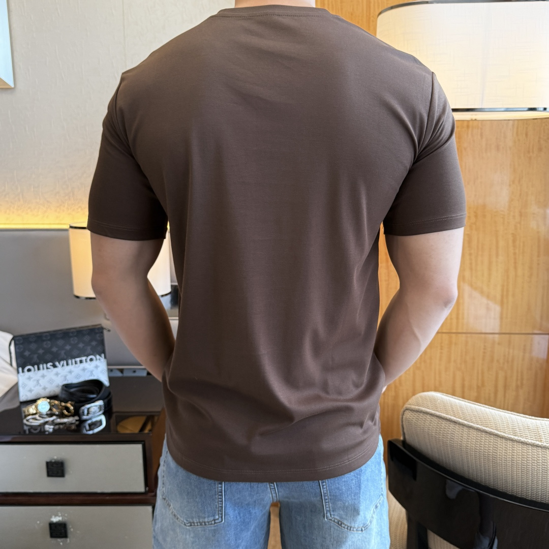 short sleeves