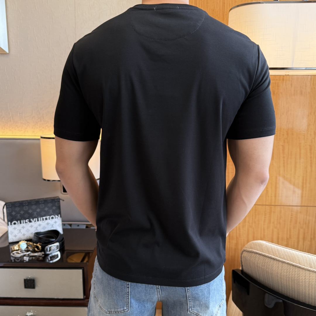 short sleeves