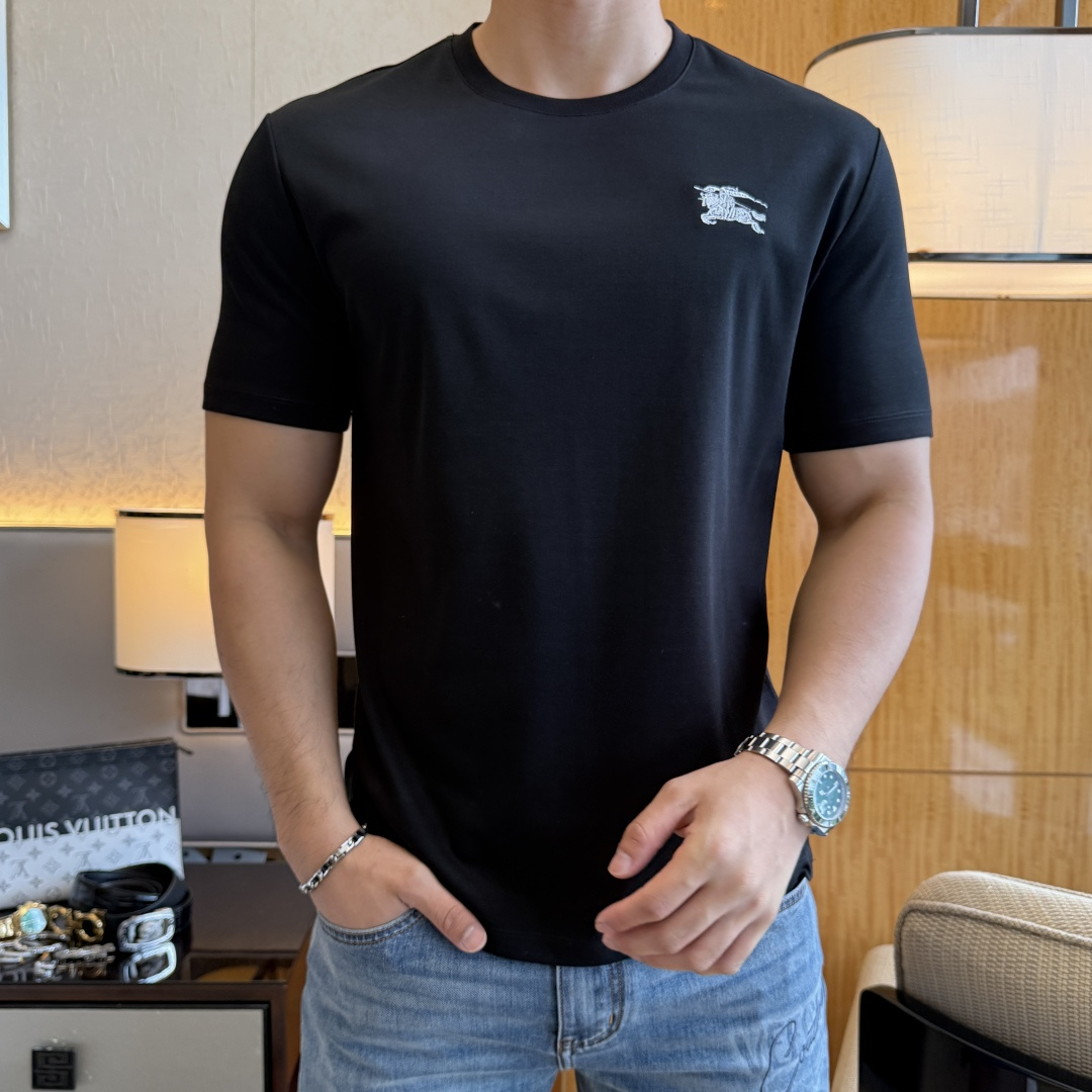 short sleeves
