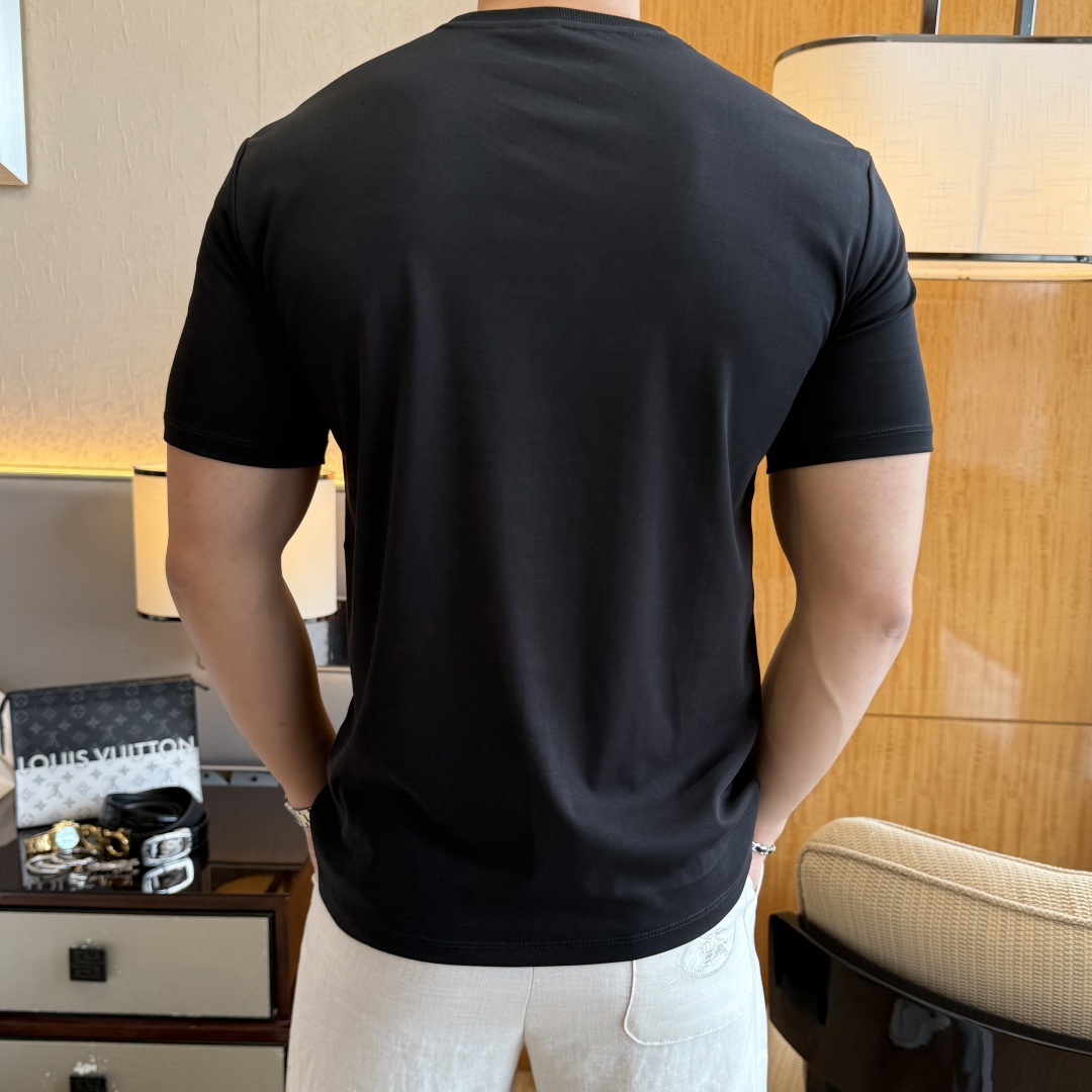 short sleeves