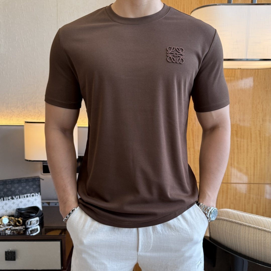 short sleeves