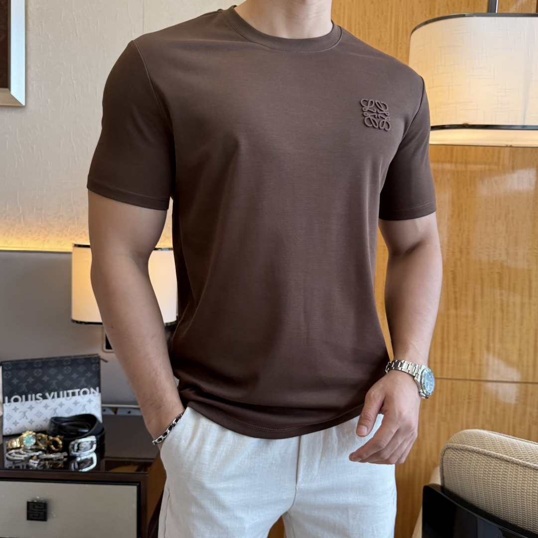 short sleeves