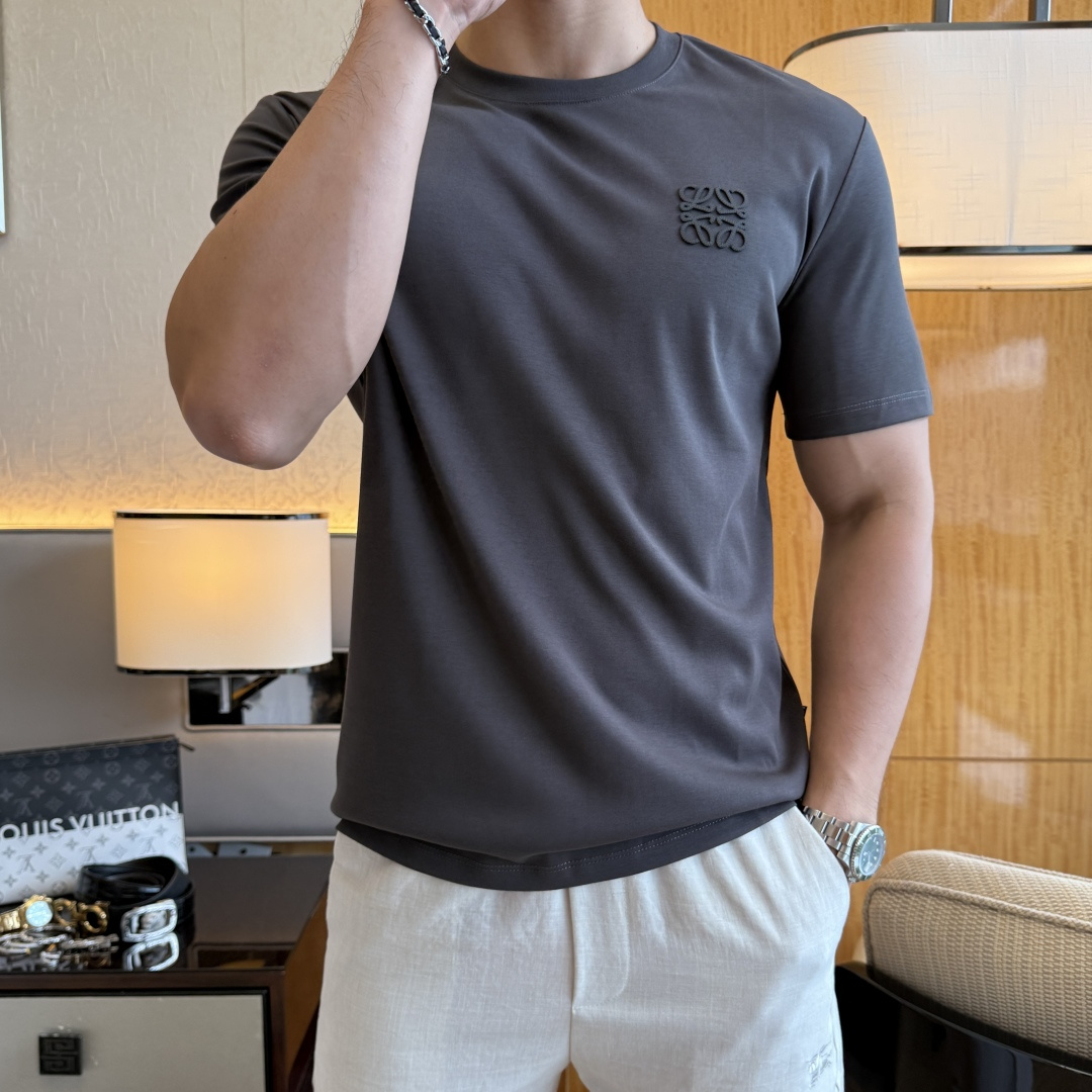 short sleeves