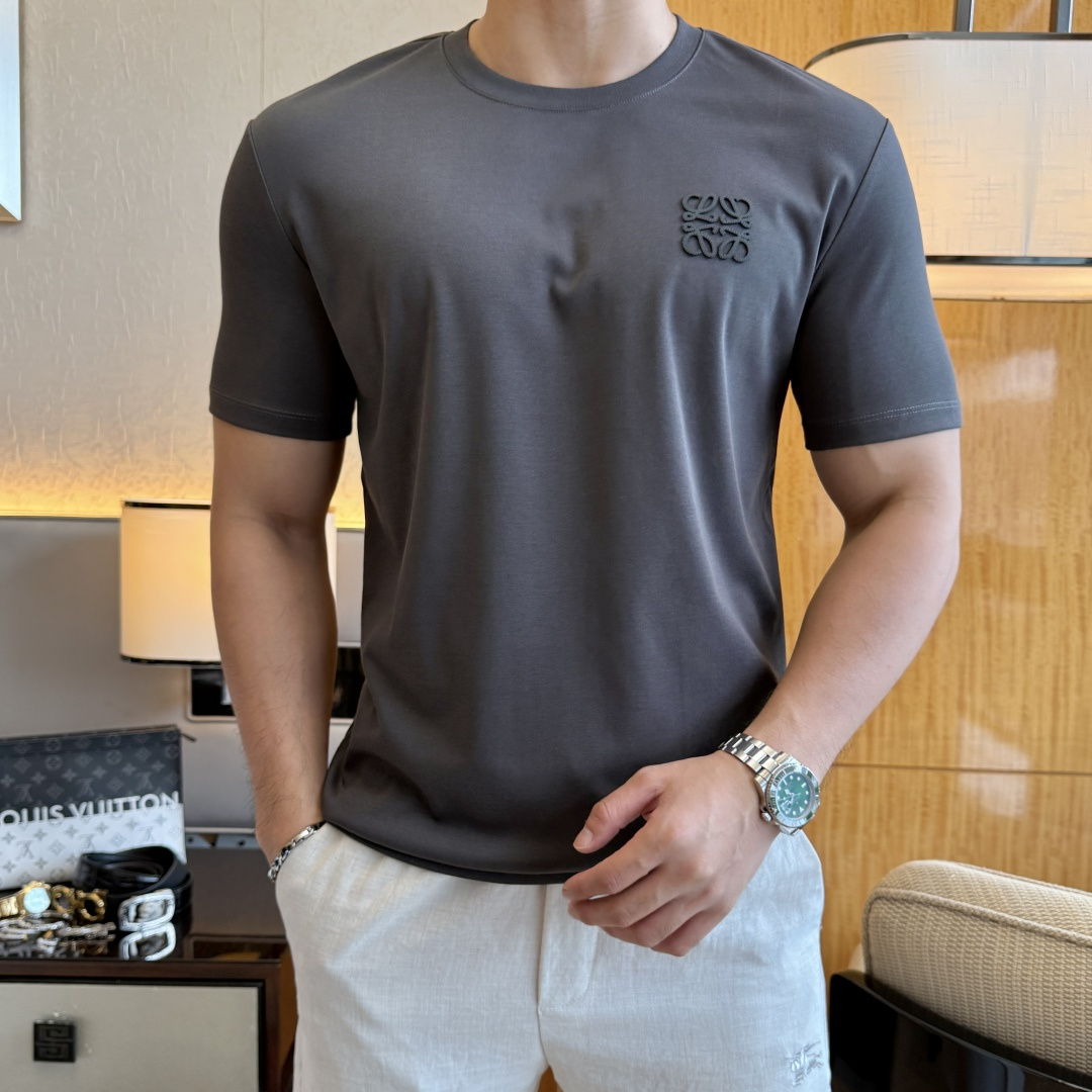 short sleeves