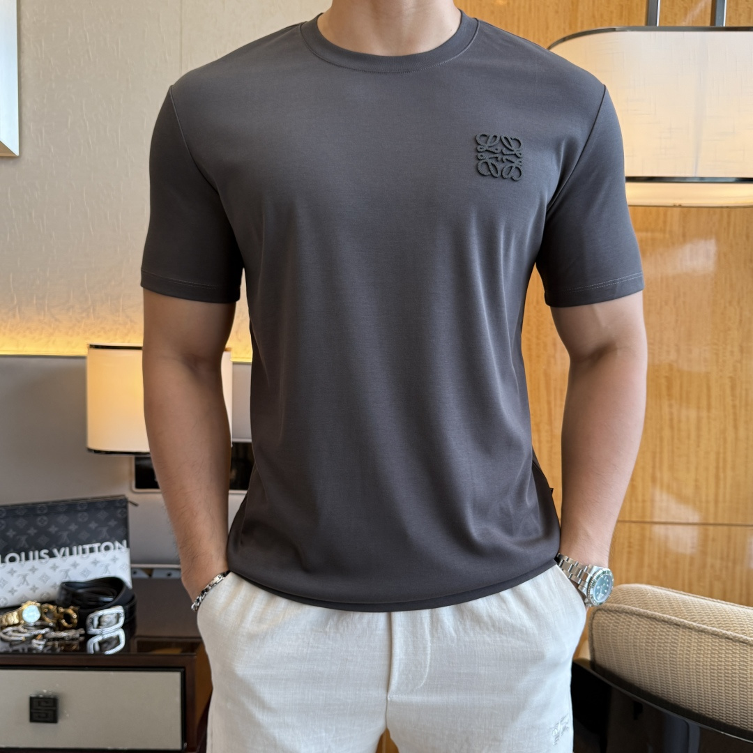 short sleeves
