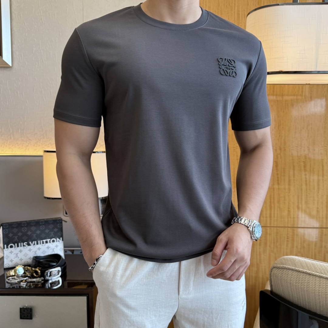 short sleeves