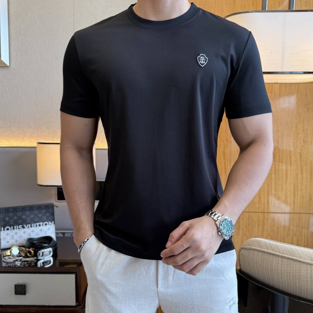 short sleeves