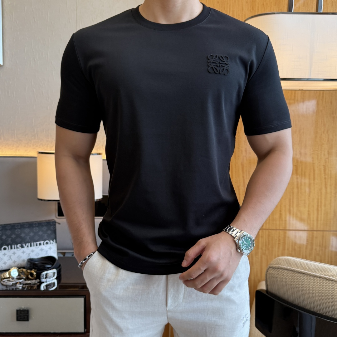 short sleeves