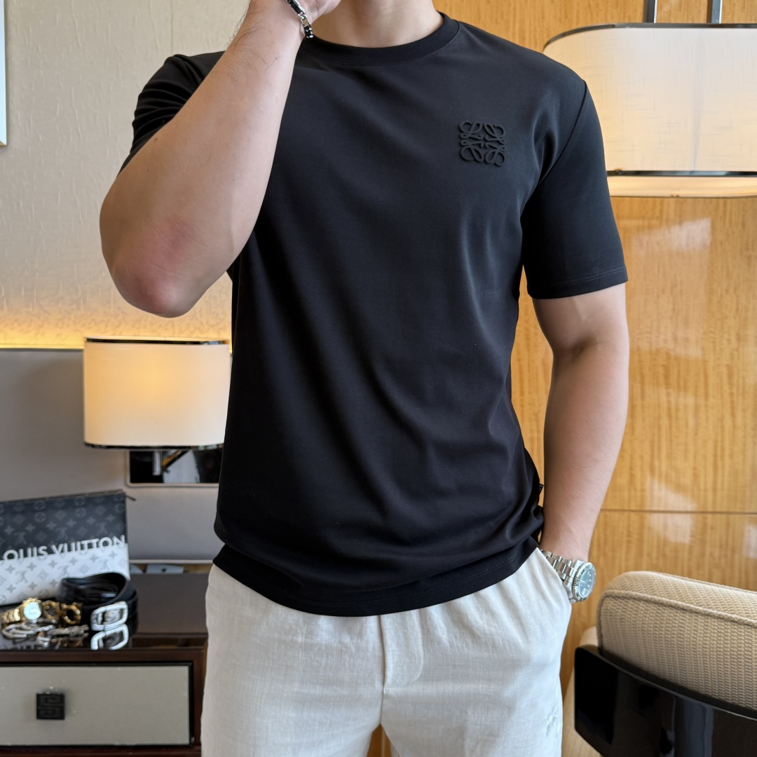 short sleeves