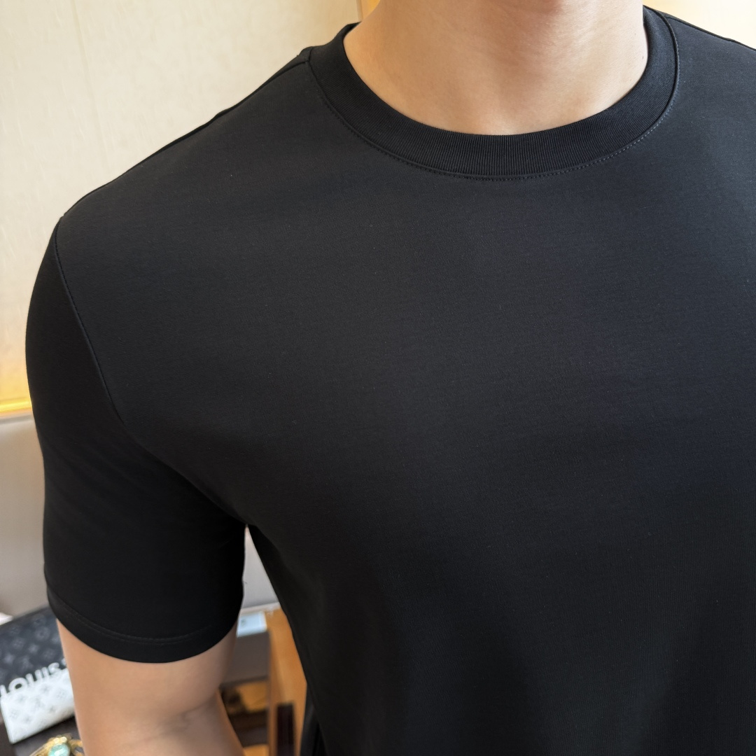short sleeves