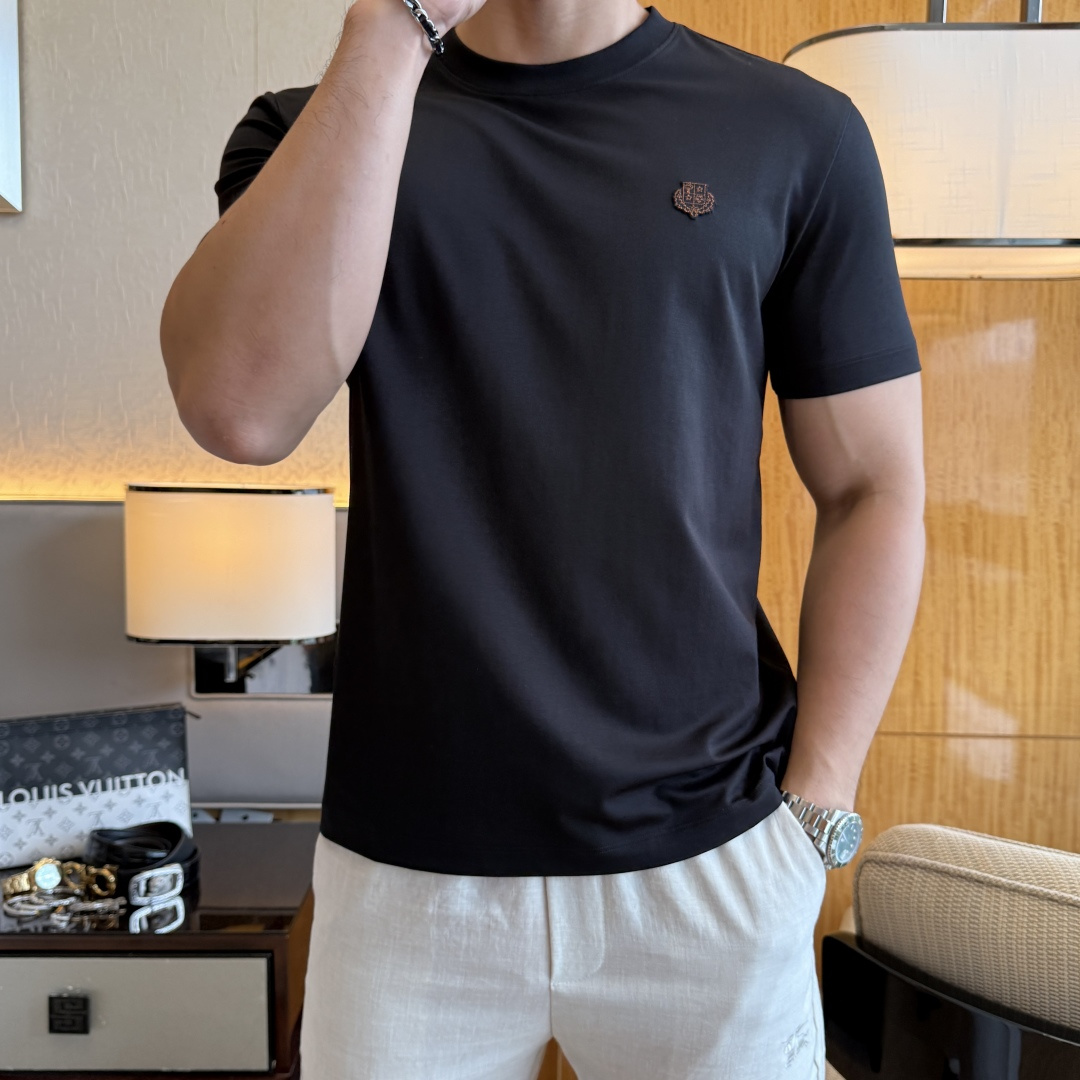 short sleeves