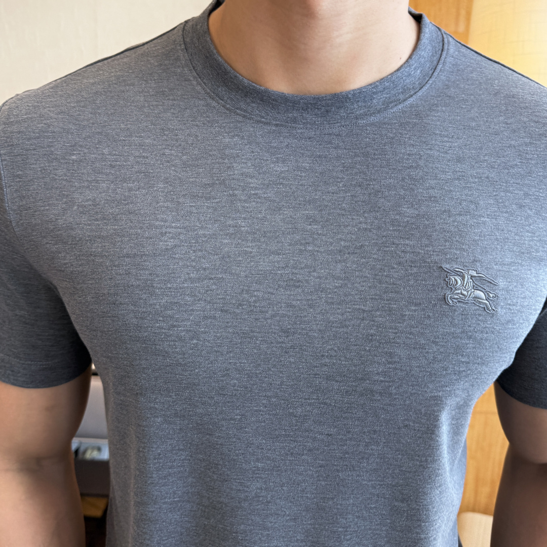 short sleeves