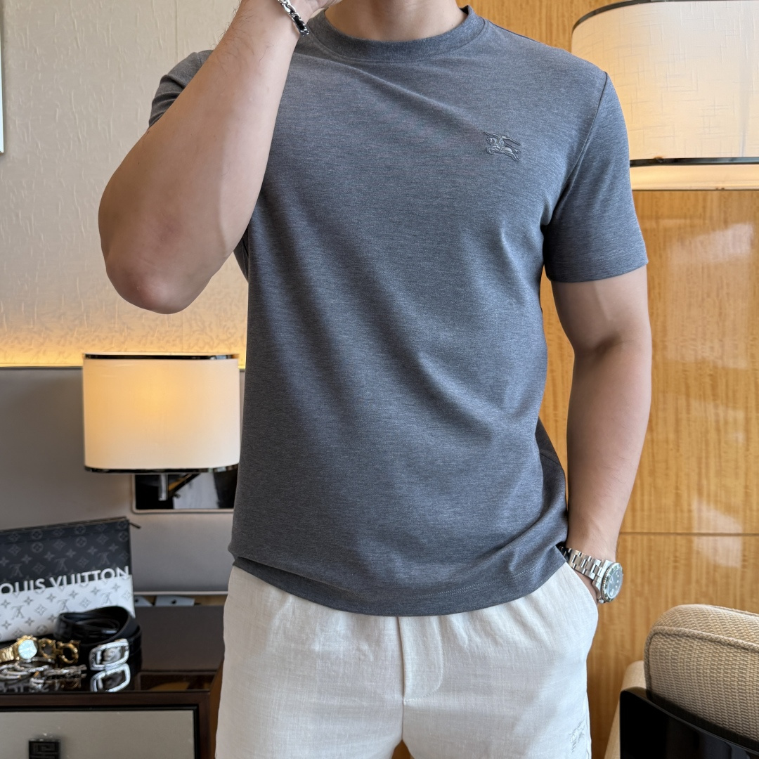 short sleeves