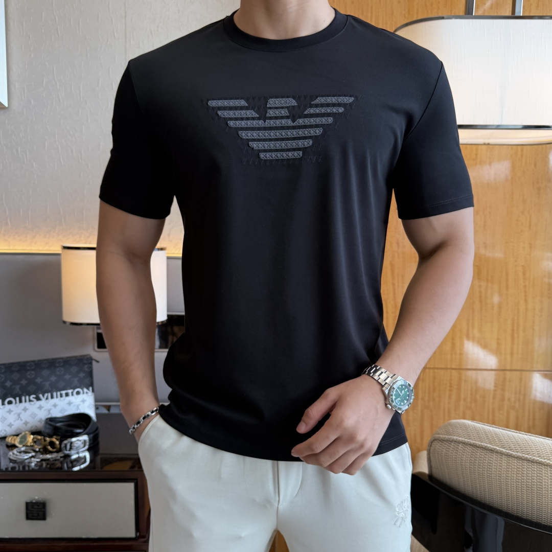 short sleeves