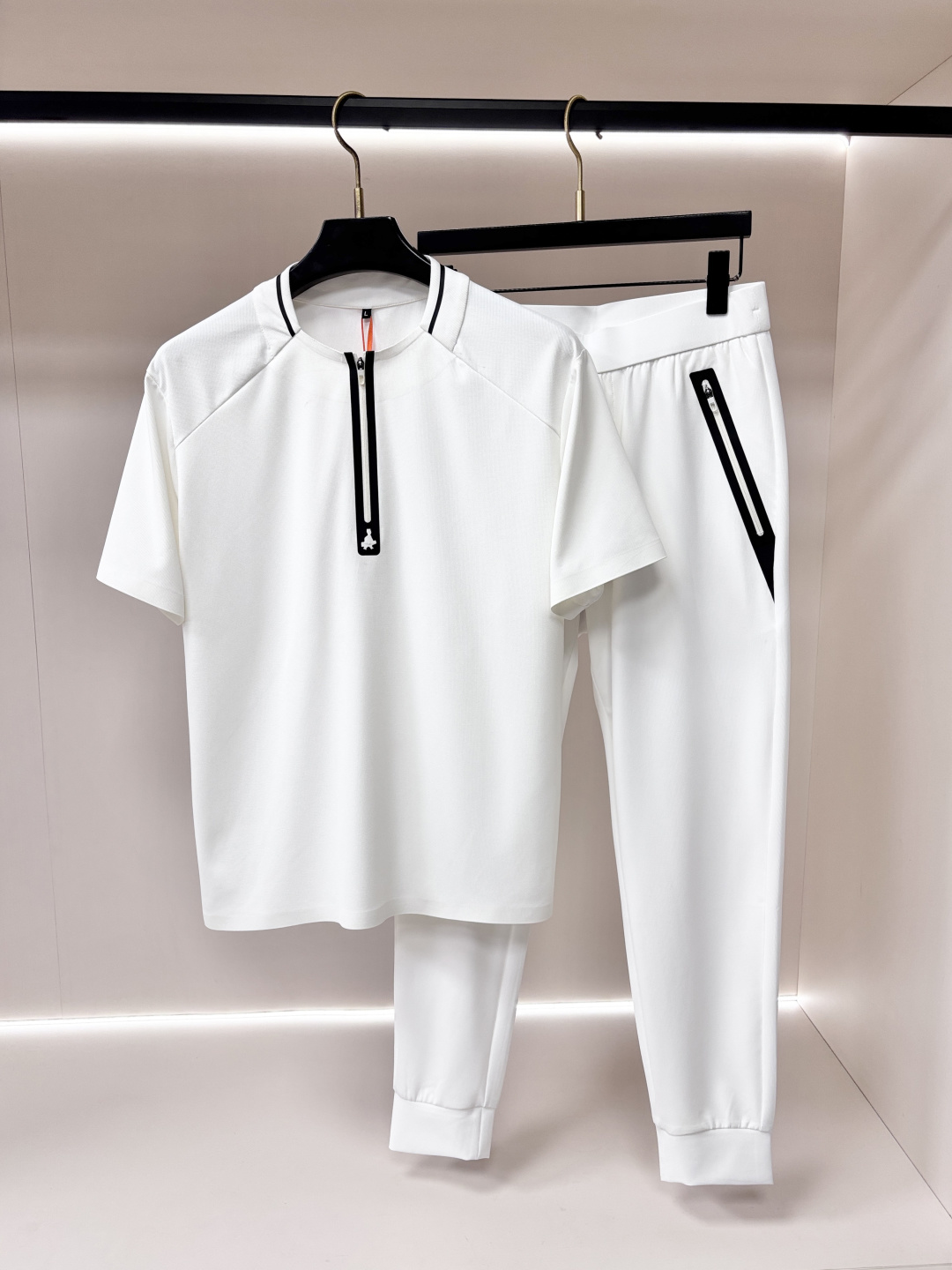 short sleeves
