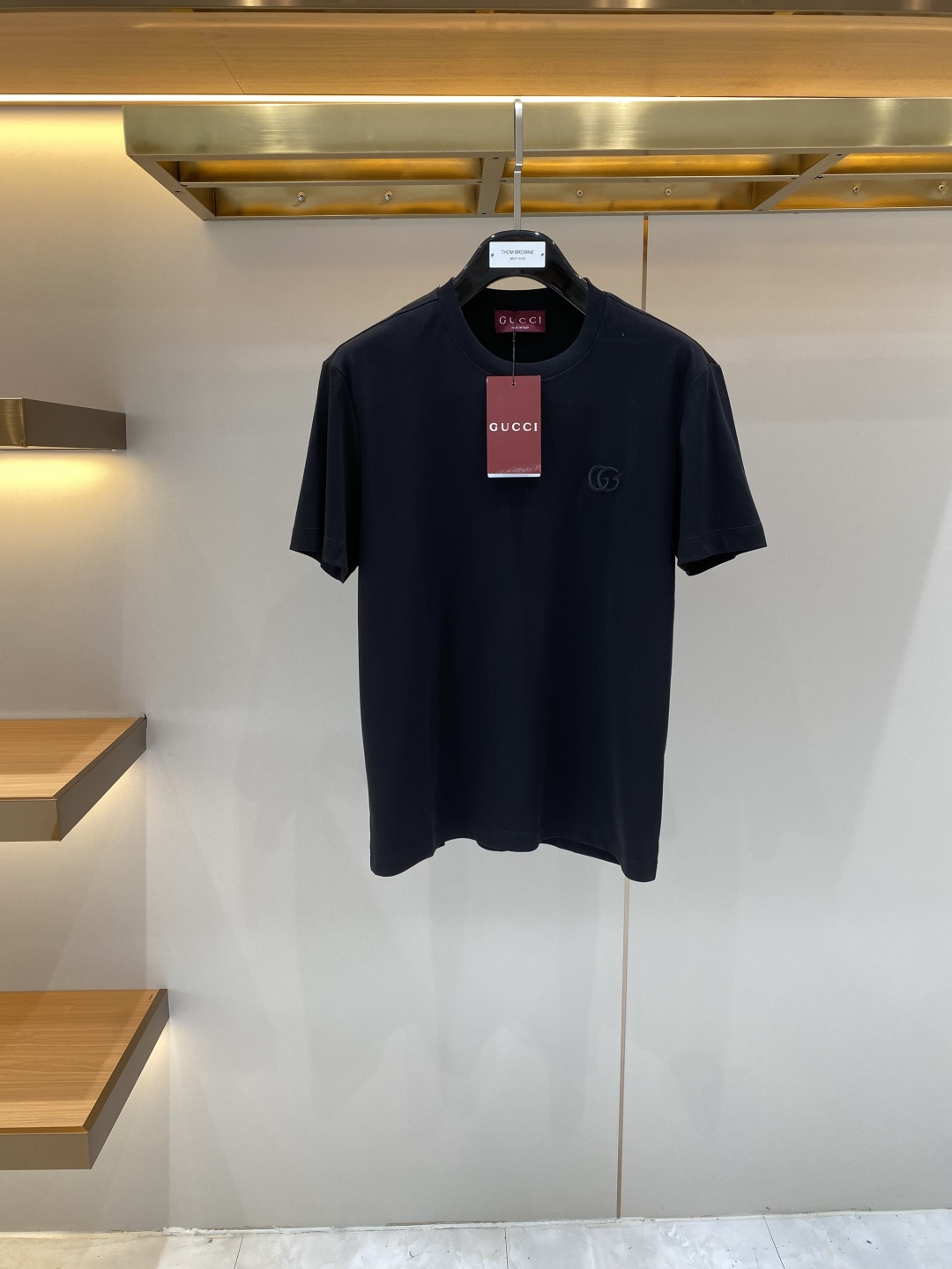 short sleeves