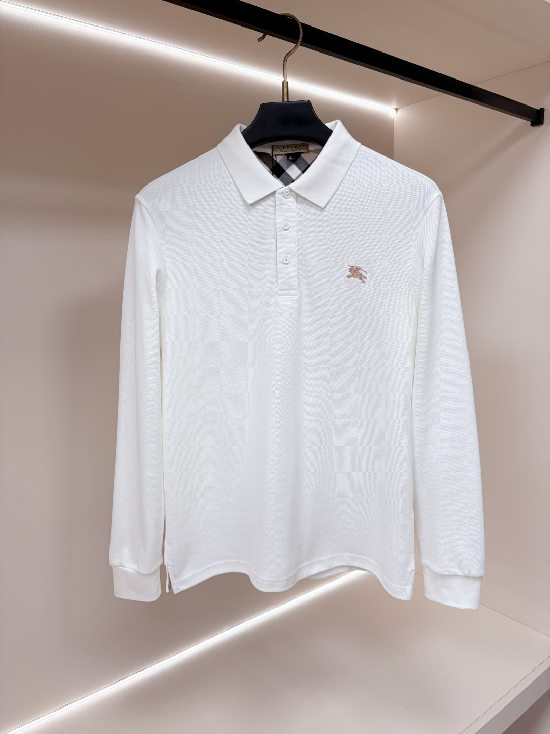 short sleeves