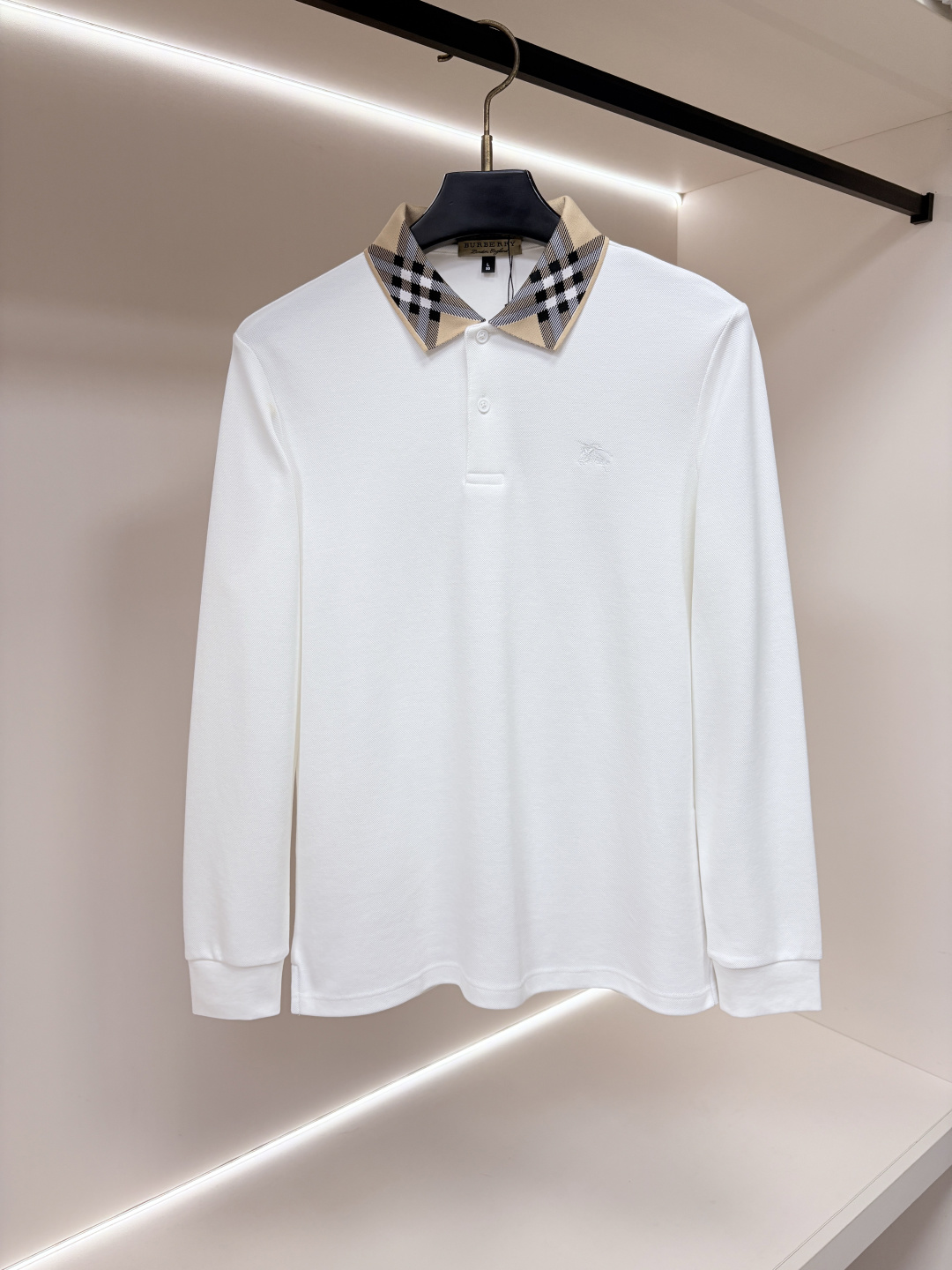 short sleeves