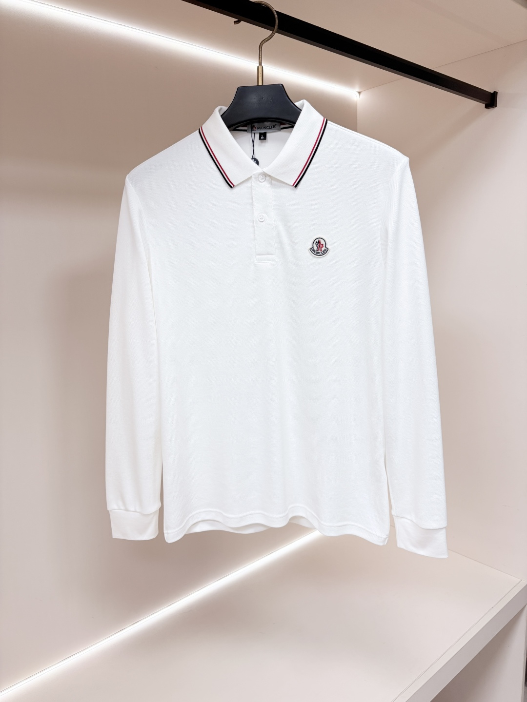 short sleeves