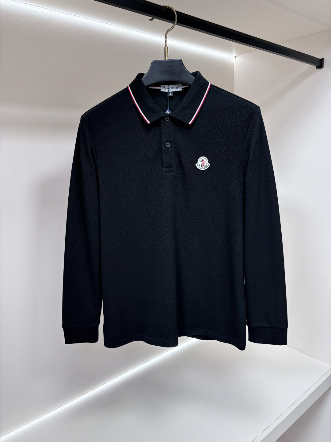 short sleeves
