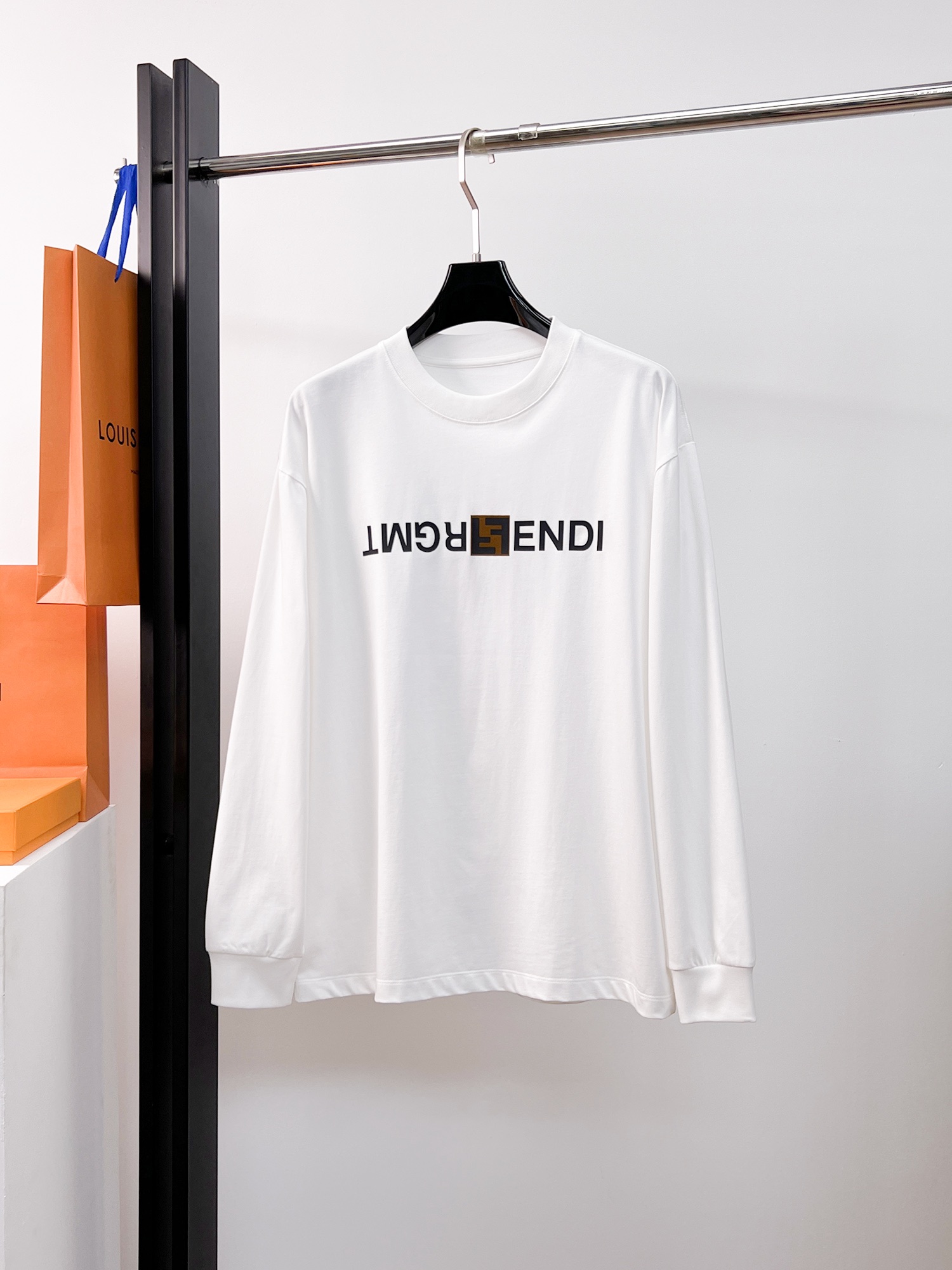 short sleeves