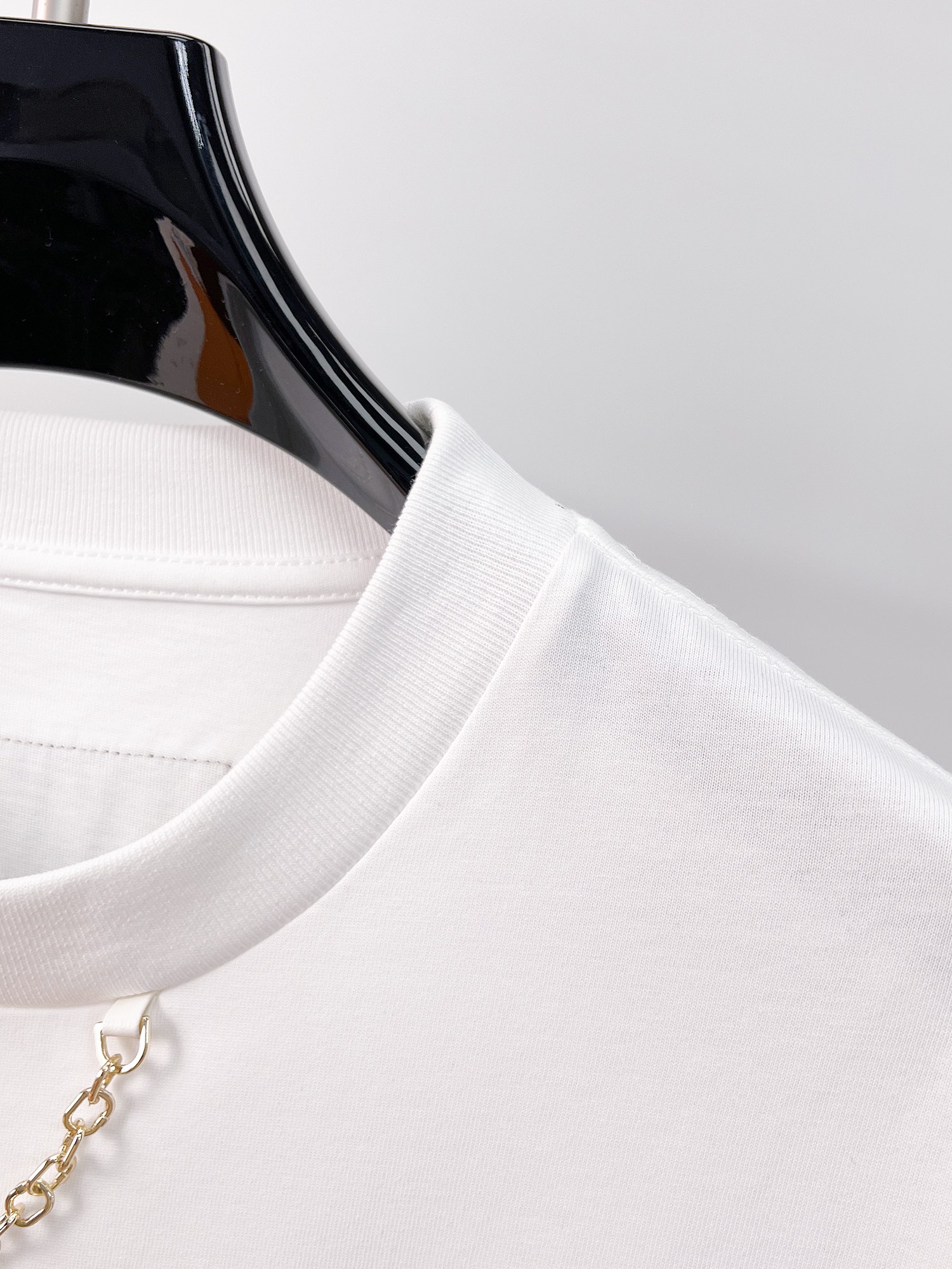 short sleeves